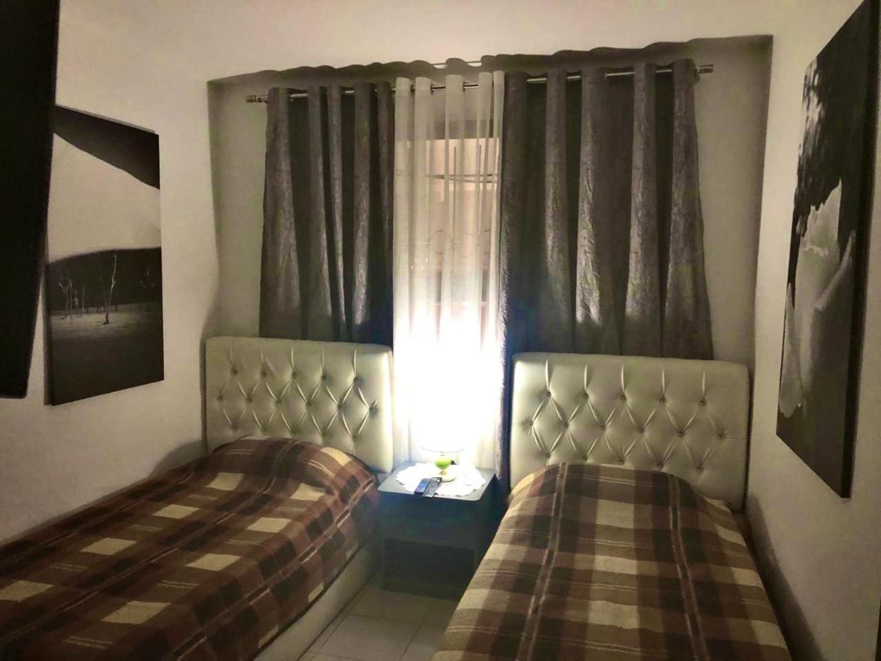 Cozzy Cottage Havens, In Center Of Tirana Тирана Екстер'єр фото